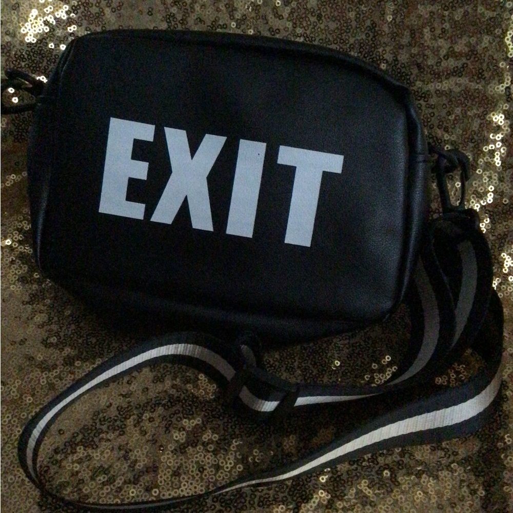 Crossbody purse